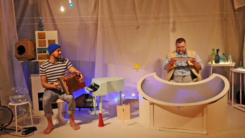 Flots, tout ce qui brille voit